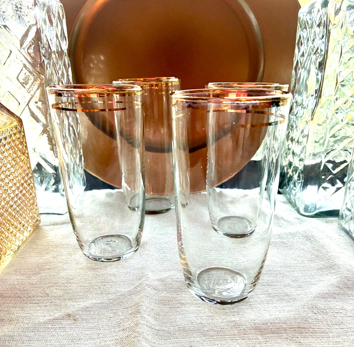 Highball glasses with gold striping (set of 4)