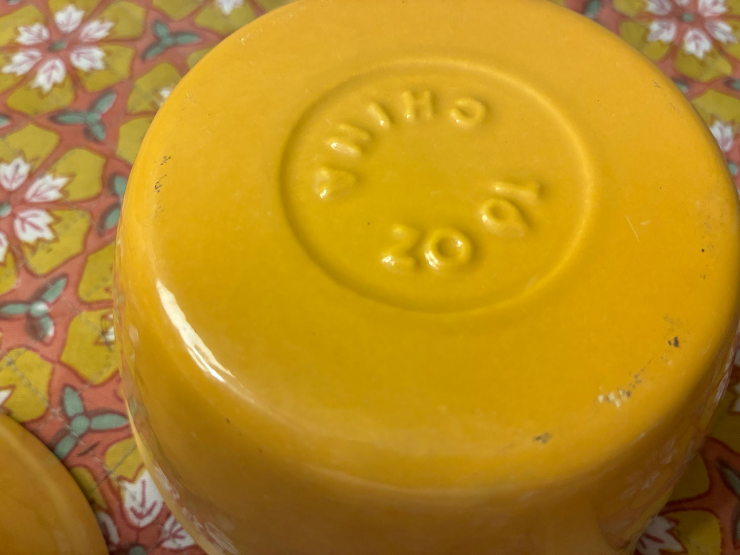 Cast iron cocettes pair