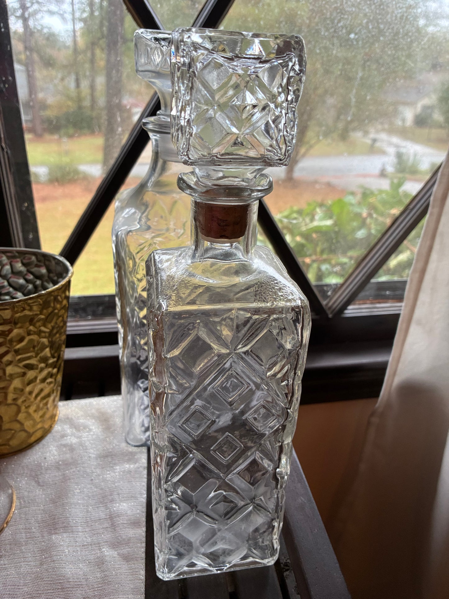 Glass decanter