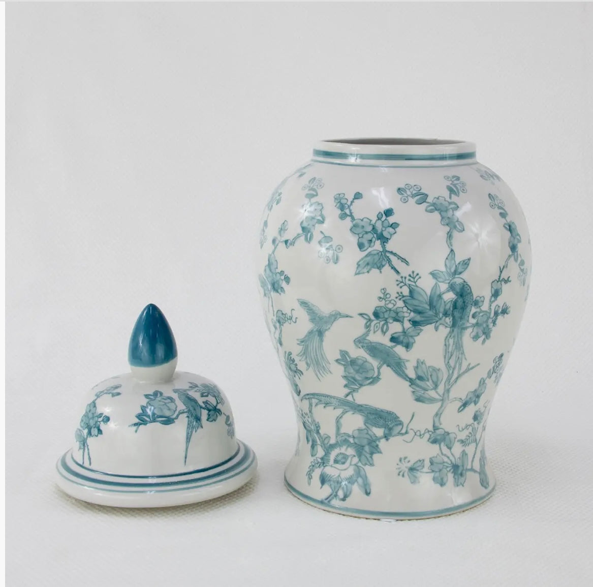 Turquoise & White Chinoiserie Ginger Jar – Classic Floral Motif