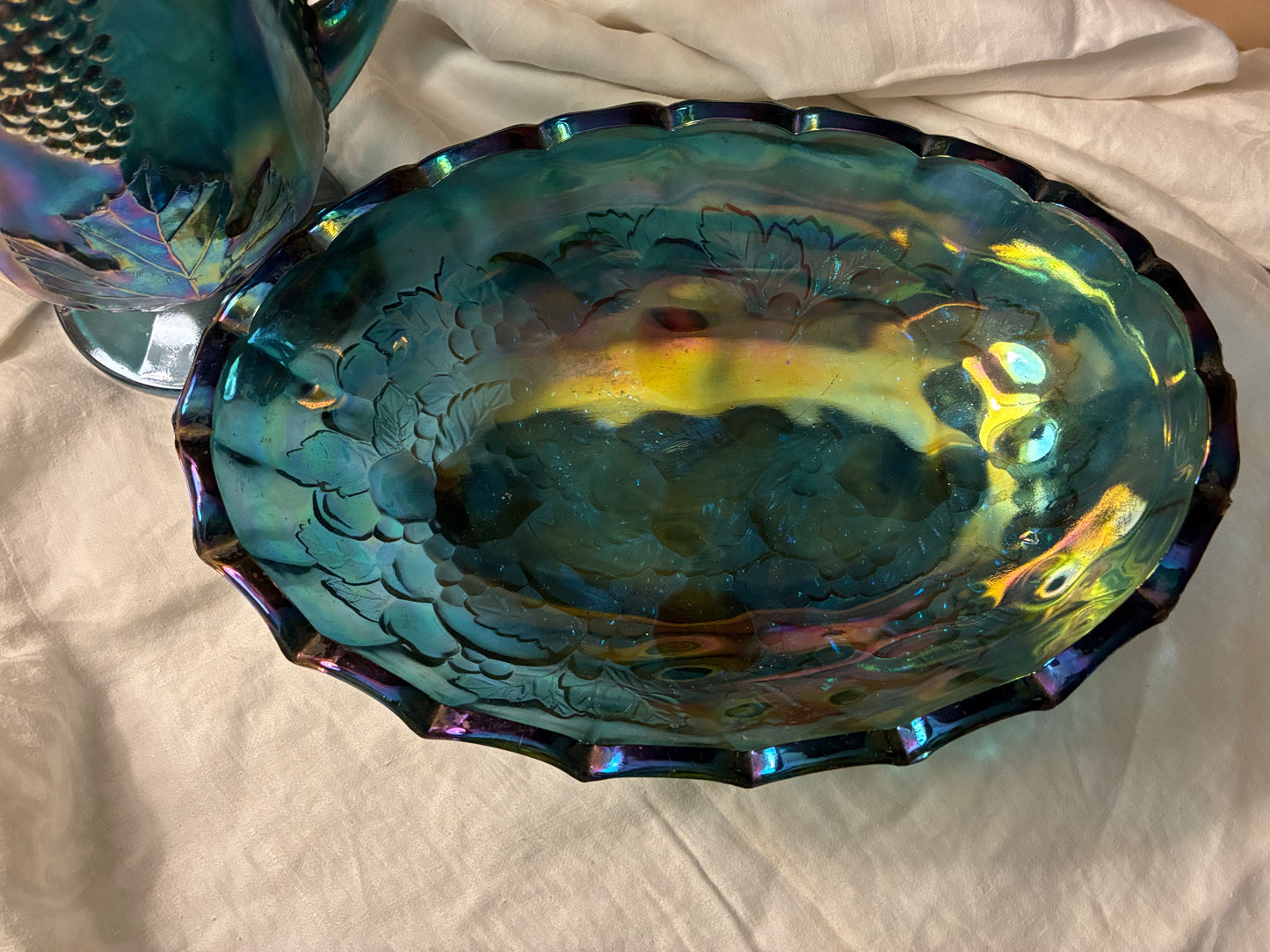 Harvest grape Indiana glass pitcher and serving bowl set