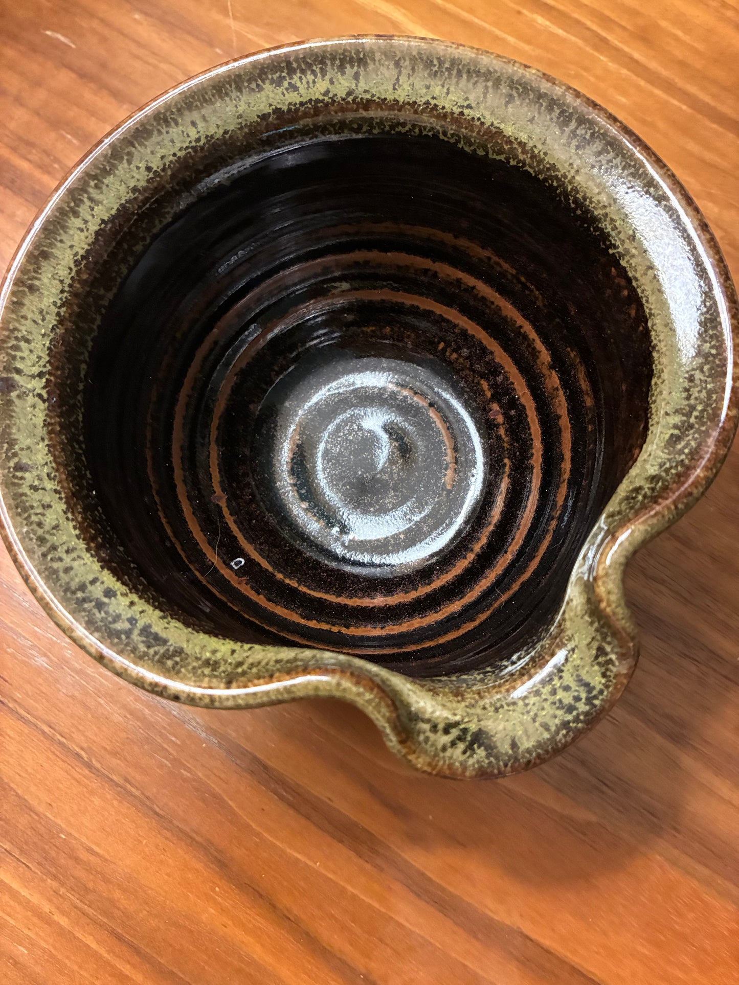 Lovely Alewine pottery bowl with spout
