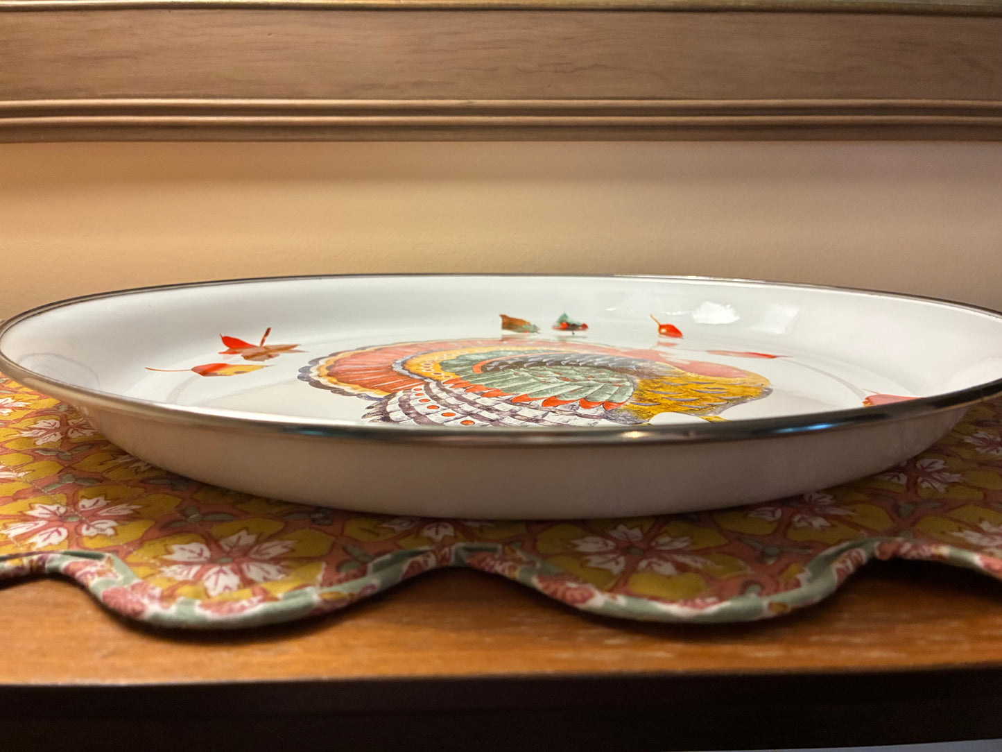 Enamel tray with painted turkey