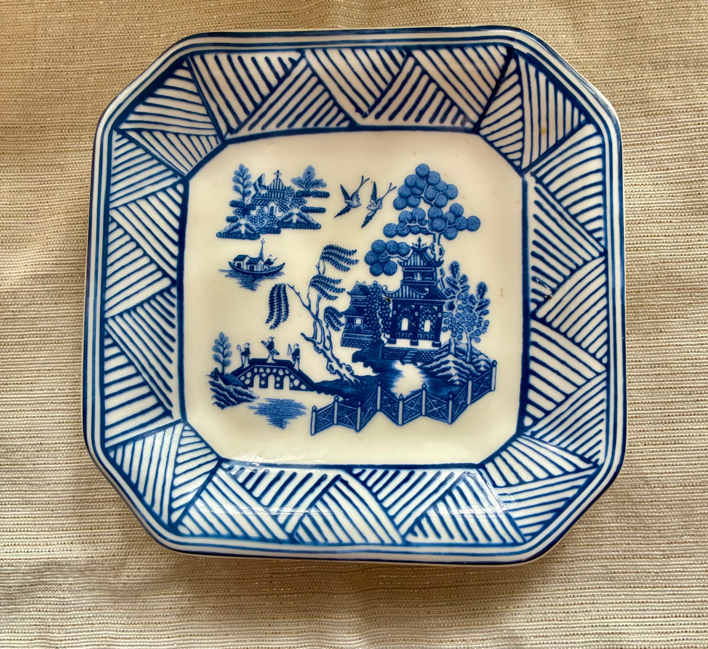 Blue Willow trinket dish