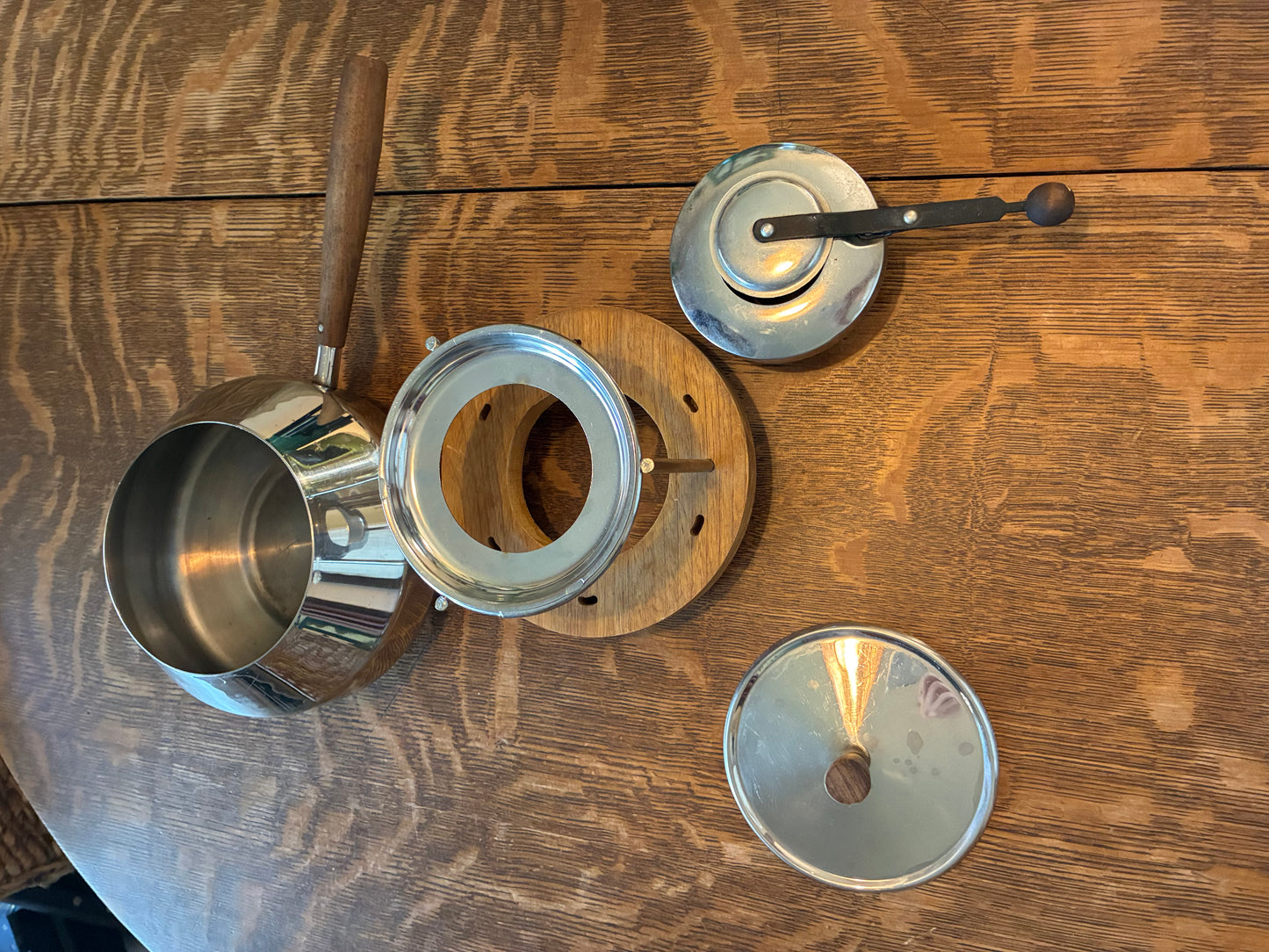 Stainless steel and wood fondue pot set