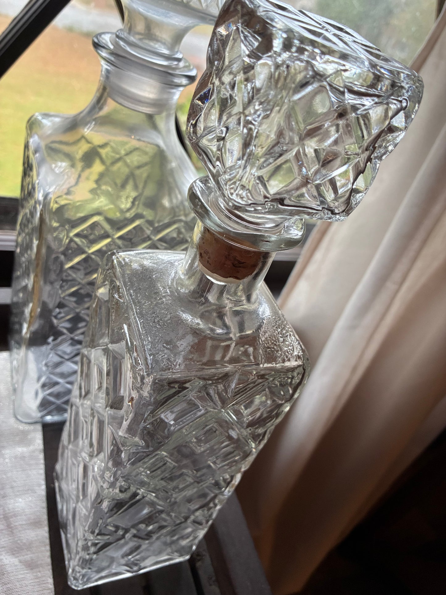 Glass decanter