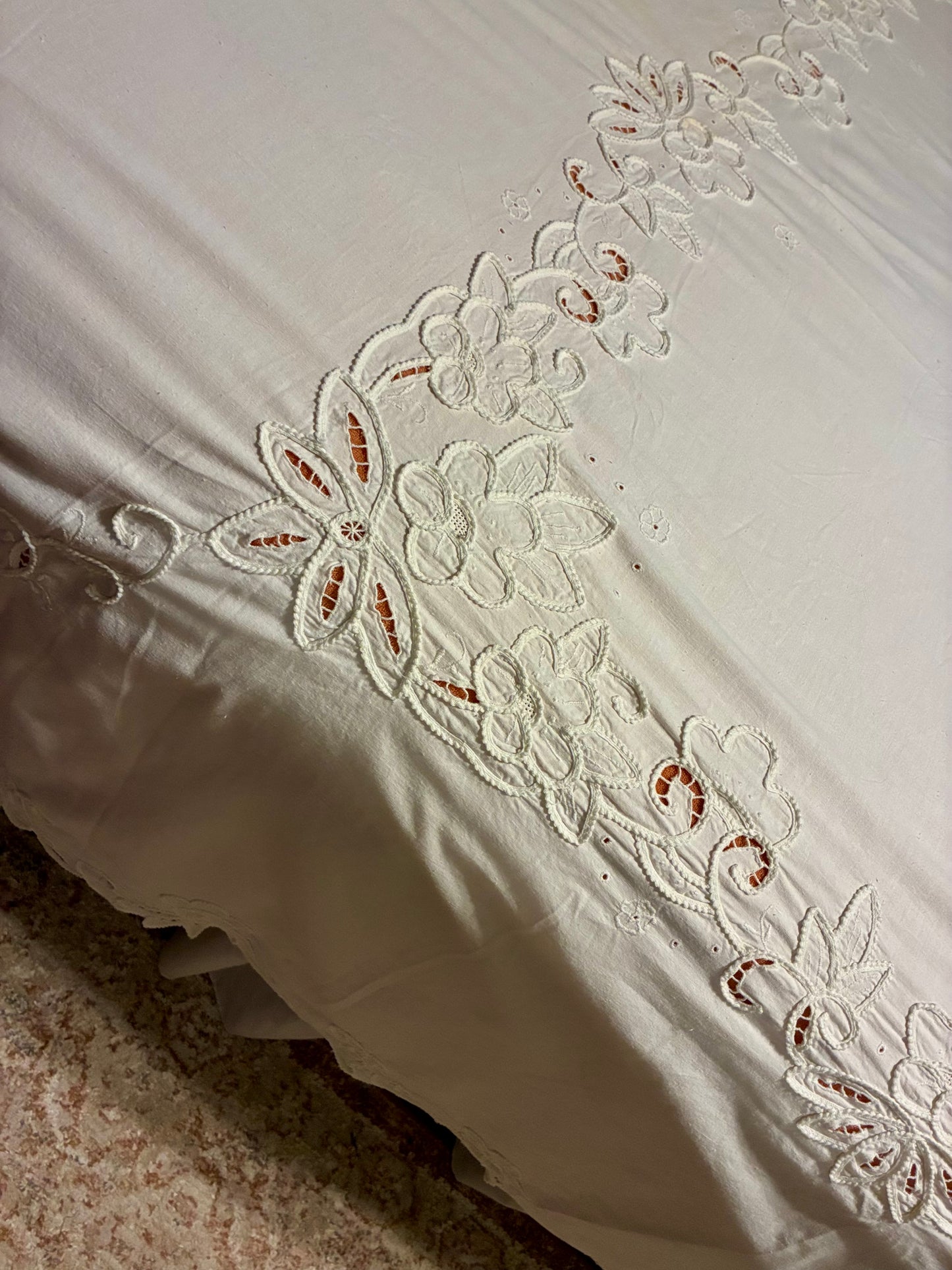 Vintage white cotton cutwork coverlet ( queen)