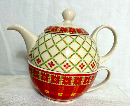 Harry & David teapot & cup set