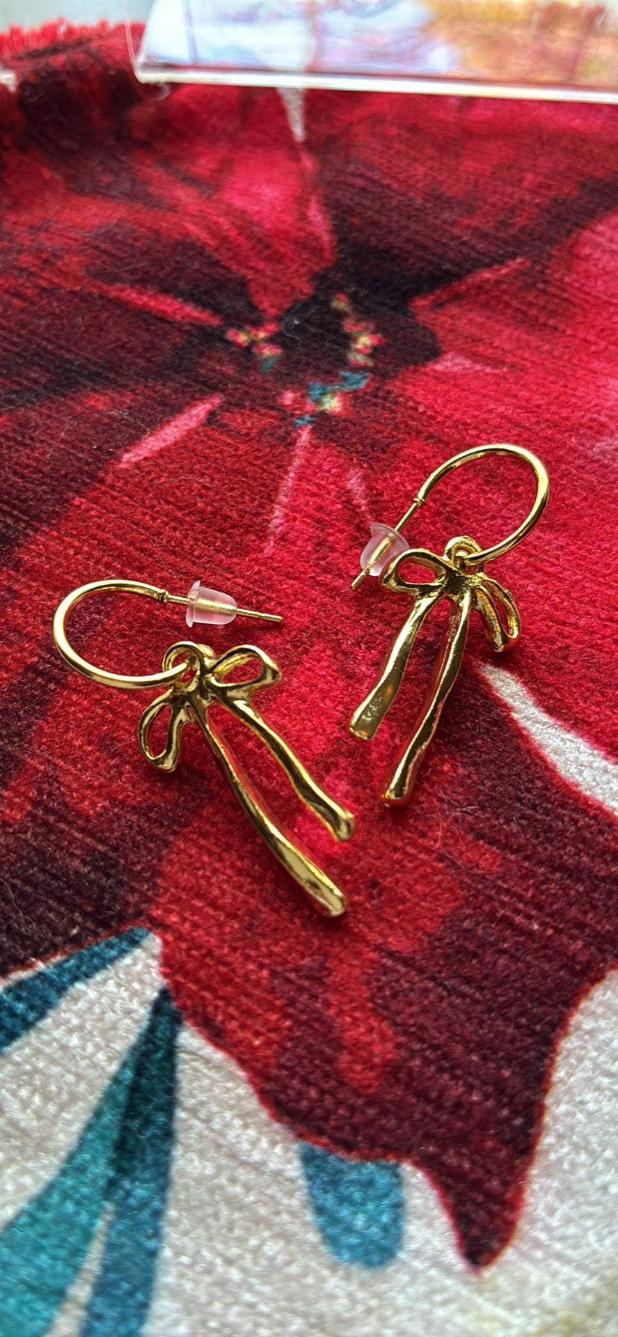 Ribbon bow gold earrings