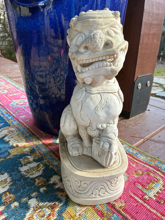 Vintage garden Foo dog